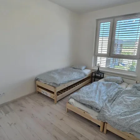Free 1x Parking And Free Wifi New Suncatcher Bratislava